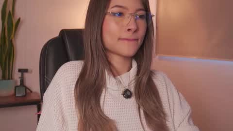 Ayra L online show from 03.11.26