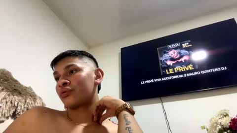 Snapshot of aysel1290 chatting on 01.28.25 aysel1290 online show from 01.28.25