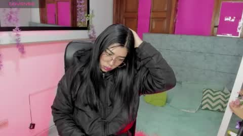Snapshot of aysha_winxs chatting on 06.06.26 Aysha online show from 06.06.26