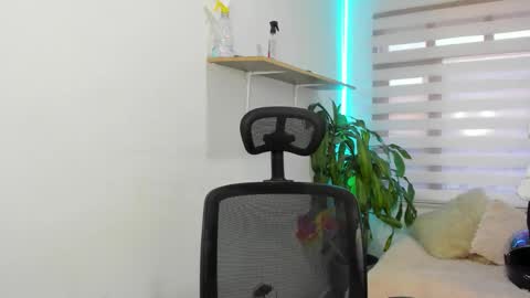 aysha_winxx online show from 10.15.25