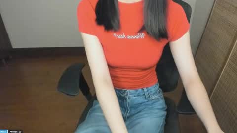 Snapshot of ayumianzu chatting on 04.29.26 anzu online show from 04.29.26