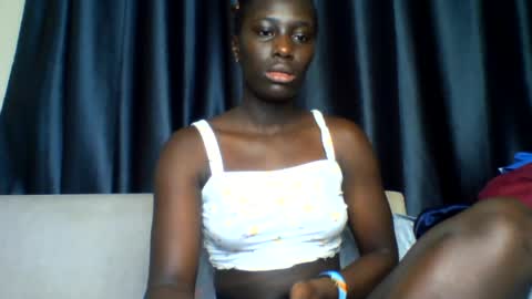 azaelia_iris online show from 07.24.26