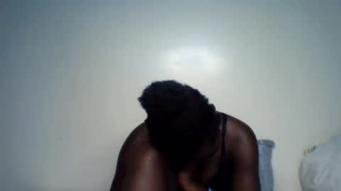 azaelia_iris online show from 08.04.26