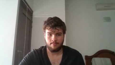 Snapshot of azahal33 chatting on 04.02.26 azahal33 online show from 04.02.26