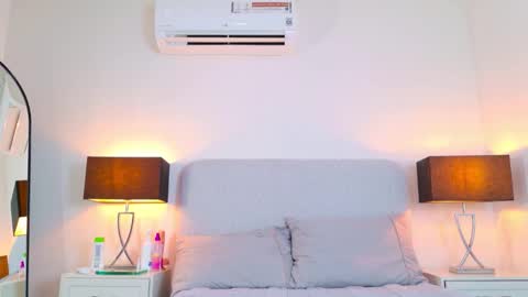 Snapshot of azaria_w chatting on 12.23.25 Adriana online show from 12.23.25