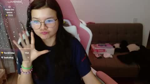 Snapshot of azu_chan chatting on 03.07.26 Azu online show from 03.07.26