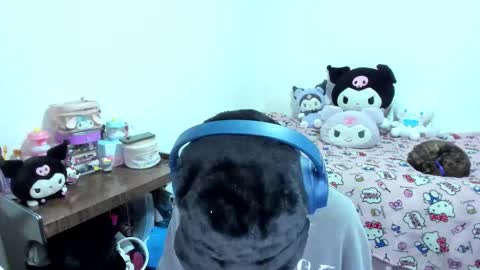 Azu Moure online show from 09.15.25