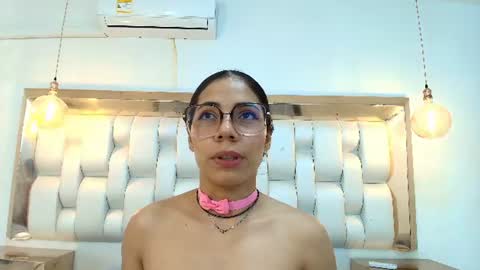 Snapshot of azulmaveric chatting on 07.15.26 AZUL online show from 07.15.26