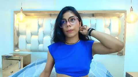 Snapshot of azulmaveric chatting on 07.23.26 AZUL online show from 07.23.26