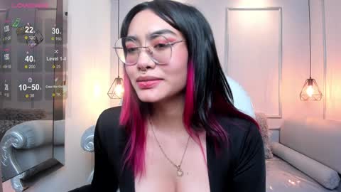 Azura online show from 01.03.25