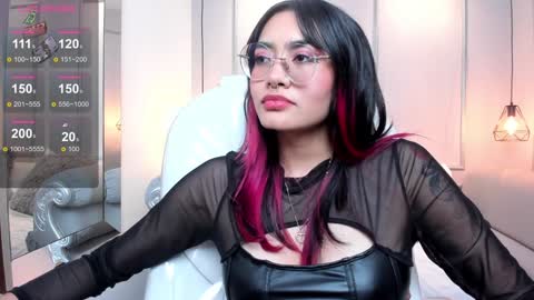 Azura online show from 01.10.25