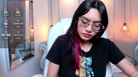 Azura online show from 02.14.25