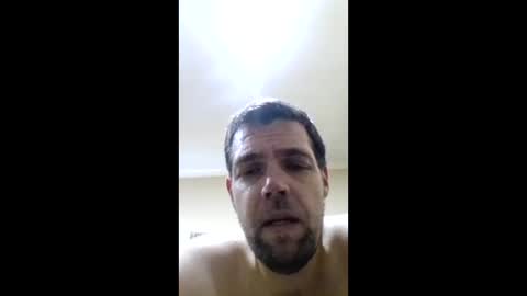 Snapshot of azza42086 chatting on 12.15.25 azza42086 online show from 12.15.25