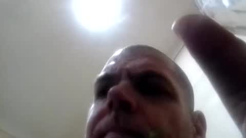 Snapshot of azza42086 chatting on 01.13.26 azza42086 online show from 01.13.26