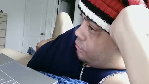 Snapshot of b1gandhard chatting on 12.14.25 b1gandhard online show from 12.14.25