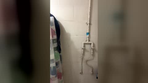 b44212157 online show from 04.09.26