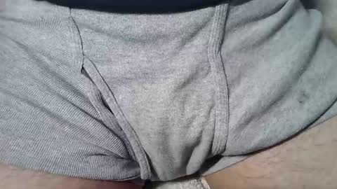 Snapshot of b4dman_ chatting on 09.26.25 OneHitWonderr online show from 09.26.25