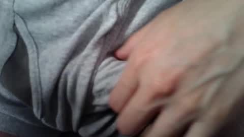 Snapshot of b4dman_ chatting on 10.07.25 OneHitWonderr online show from 10.07.25