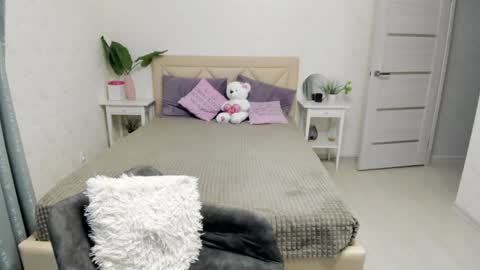 Snapshot of b_bonya_m chatting on 01.16.25 Bonya online show from 01.16.25