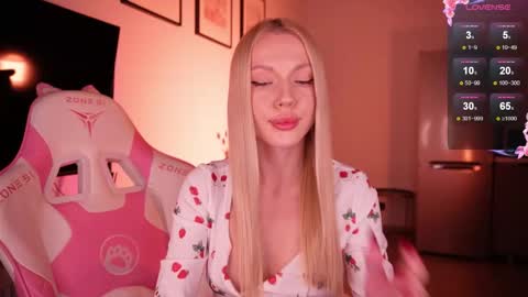 Bonnie  online show from 09.22.25