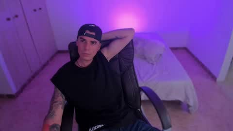 Snapshot of baan9 chatting on 01.15.25 baan9 online show from 01.15.25