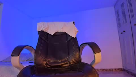 Snapshot of baan9 chatting on 01.21.25 baan9 online show from 01.21.25