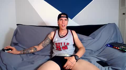 Snapshot of baan9 chatting on 01.24.25 baan9 online show from 01.24.25