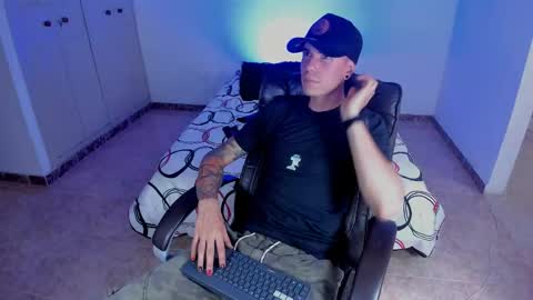 Snapshot of baan9 chatting on 02.19.25 baan9 online show from 02.19.25