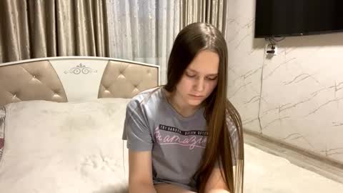 Snapshot of babararyals chatting on 11.07.25 Anny Simpson online show from 11.07.25