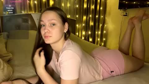 Snapshot of babararyals chatting on 11.25.25 Anny Simpson online show from 11.25.25