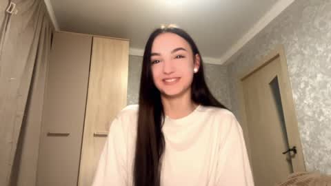 Snapshot of babarastudier chatting on 04.03.26 Mary online show from 04.03.26