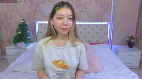 Snapshot of babby_rabbit_ chatting on 12.25.24 Cute Raby online show from 12.25.24