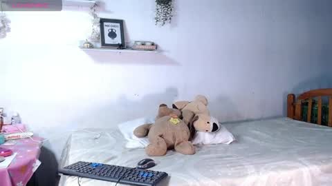 Snapshot of babby_swet chatting on 05.22.26 babby_swet online show from 05.22.26