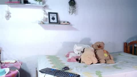 Snapshot of babby_swet chatting on 05.29.26 babby_swet online show from 05.29.26