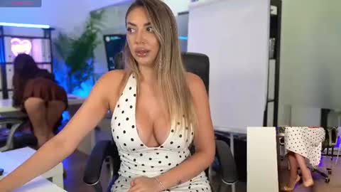 Olivia and Lexi online show from 06.13.26