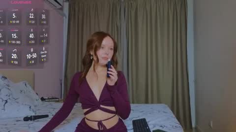 Snapshot of babespace chatting on 10.15.25 Lina online show from 10.15.25