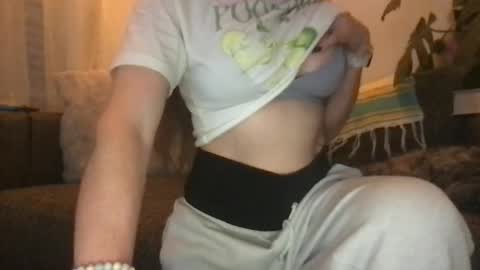 baby1865385 online show from 03.01.26