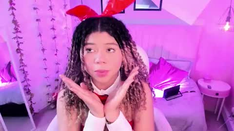 baby__kitty_ online show from 11.17.25