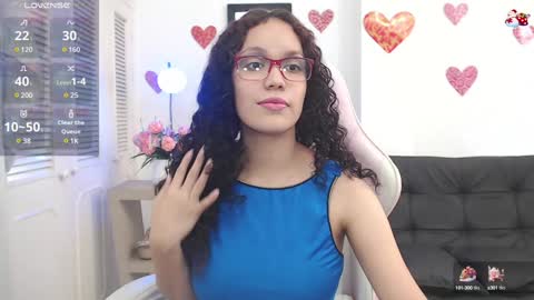 Snapshot of baby_blue18_ chatting on 12.19.24 salome online show from 12.19.24