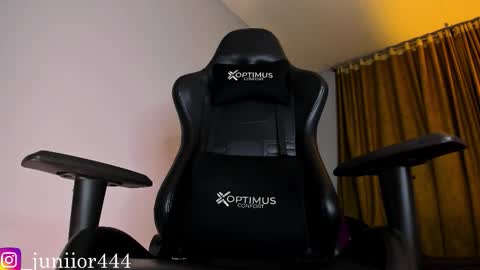 Junior       Independent Model online show from 01.08.26