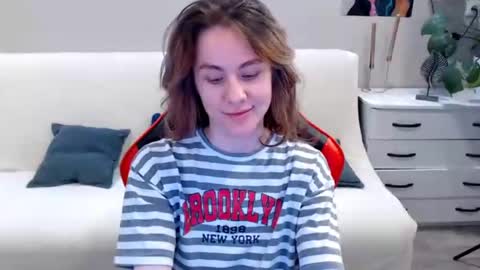 Snapshot of baby_kitte chatting on 01.04.25 baby_kitte online show from 01.04.25