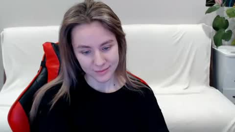 Snapshot of baby_kitte chatting on 01.24.25 baby_kitte online show from 01.24.25