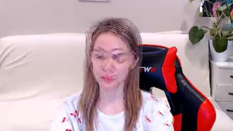 Snapshot of baby_kitte chatting on 02.19.25 baby_kitte online show from 02.19.25