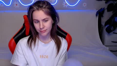 Snapshot of baby_kitte chatting on 03.12.25 baby_kitte online show from 03.12.25