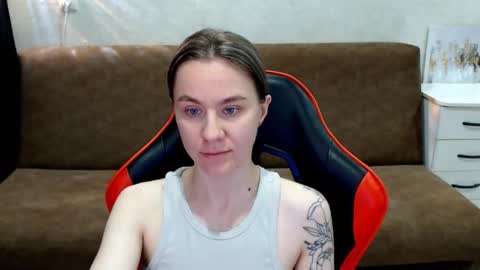 baby_kitte online show from 11.18.25