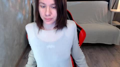 baby_kitte online show from 12.04.25