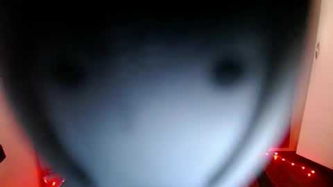 Snapshot of baby_love143 chatting on 05.14.26 sky online show from 05.14.26