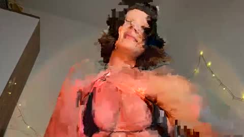 Snapshot of baby_meimei chatting on 01.17.25 mei online show from 01.17.25