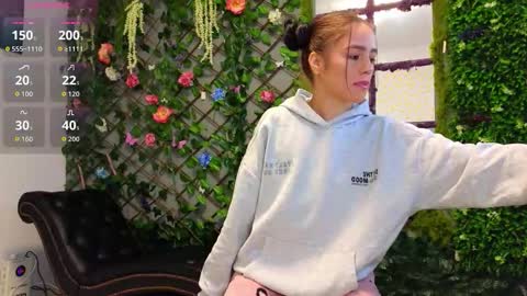 Baby Nico online show from 10.05.25