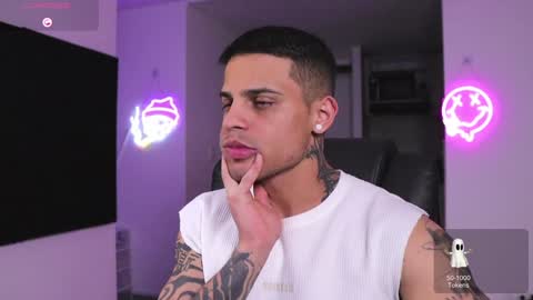 Snapshot of baby_rausch chatting on 02.08.25 baby_rausch online show from 02.08.25